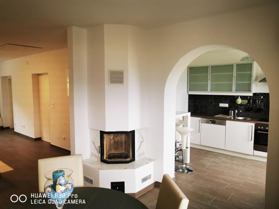 Panoramablick Exklusiv Apartment วิลลาค ภายนอก รูปภาพ